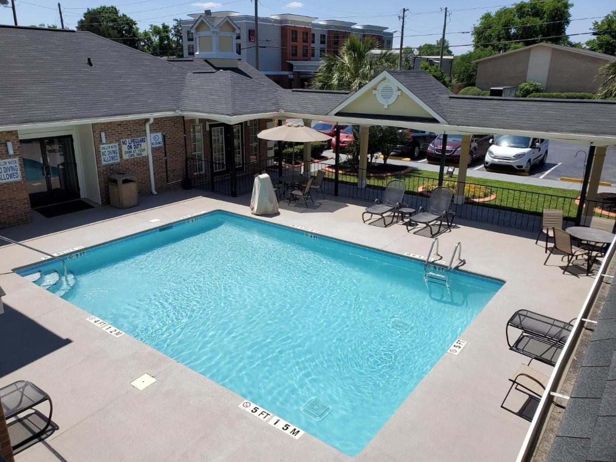 Quality Inn & Suites Lexington Exteriör bild