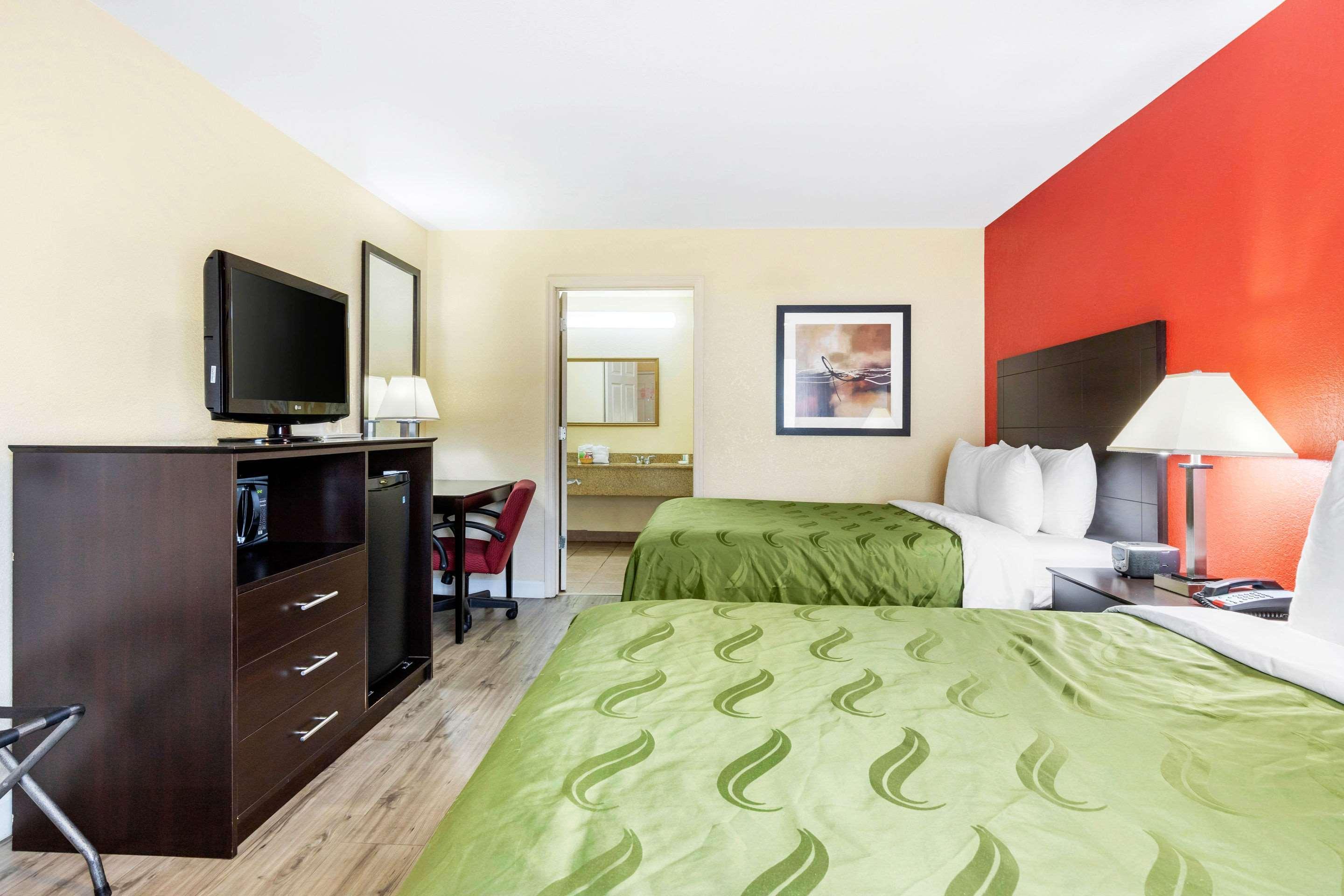 Quality Inn & Suites Lexington Exteriör bild