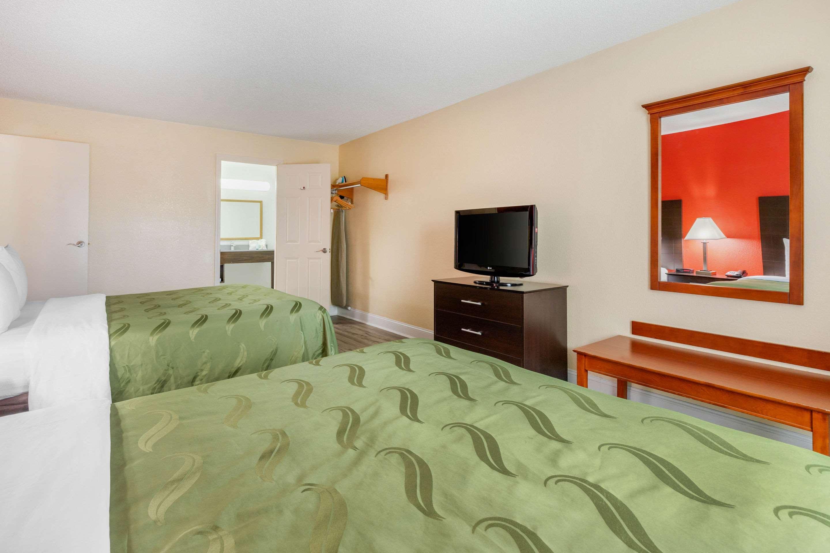Quality Inn & Suites Lexington Exteriör bild