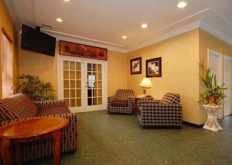 Quality Inn & Suites Lexington Inreriör bild
