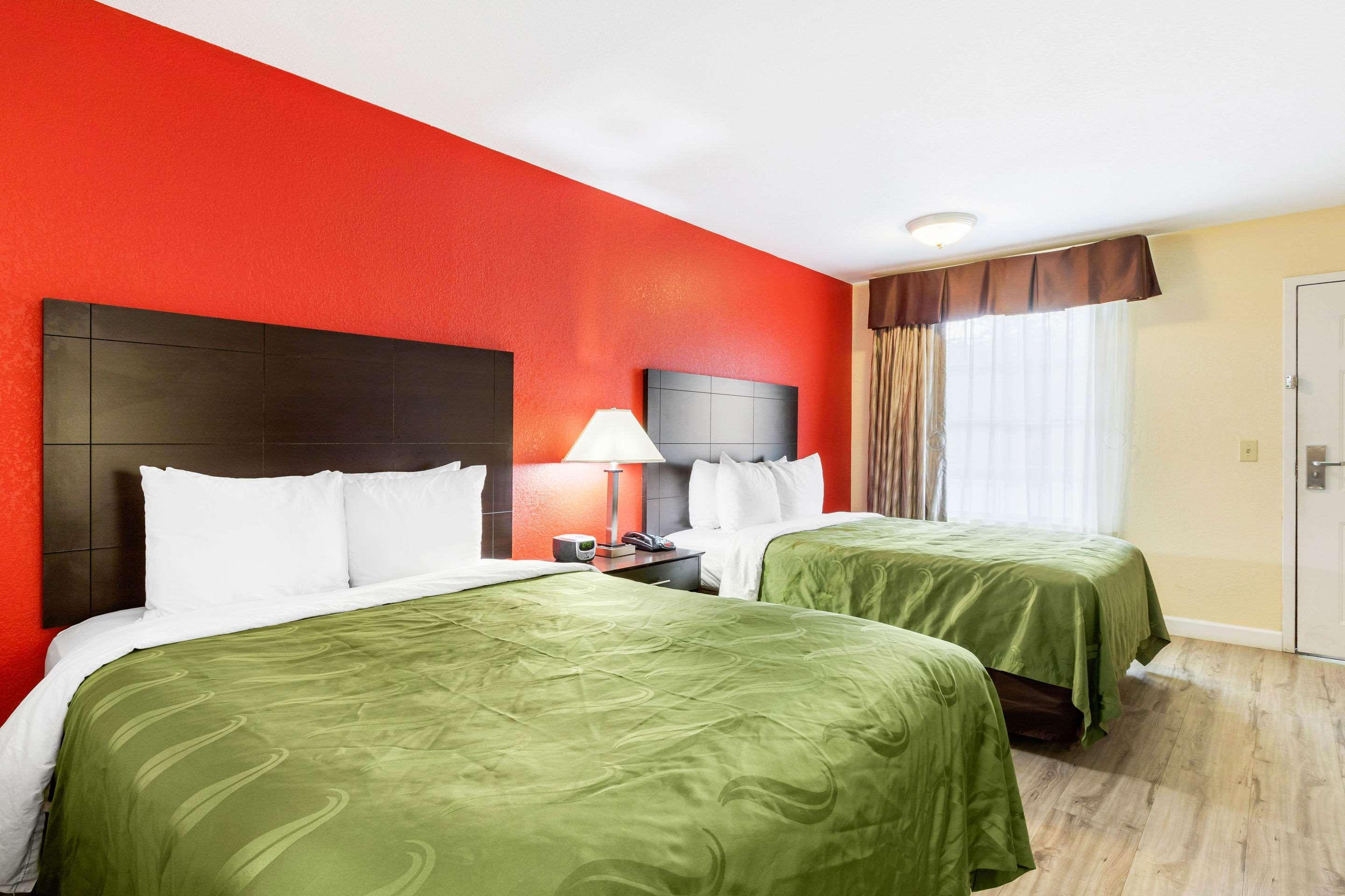 Quality Inn & Suites Lexington Exteriör bild