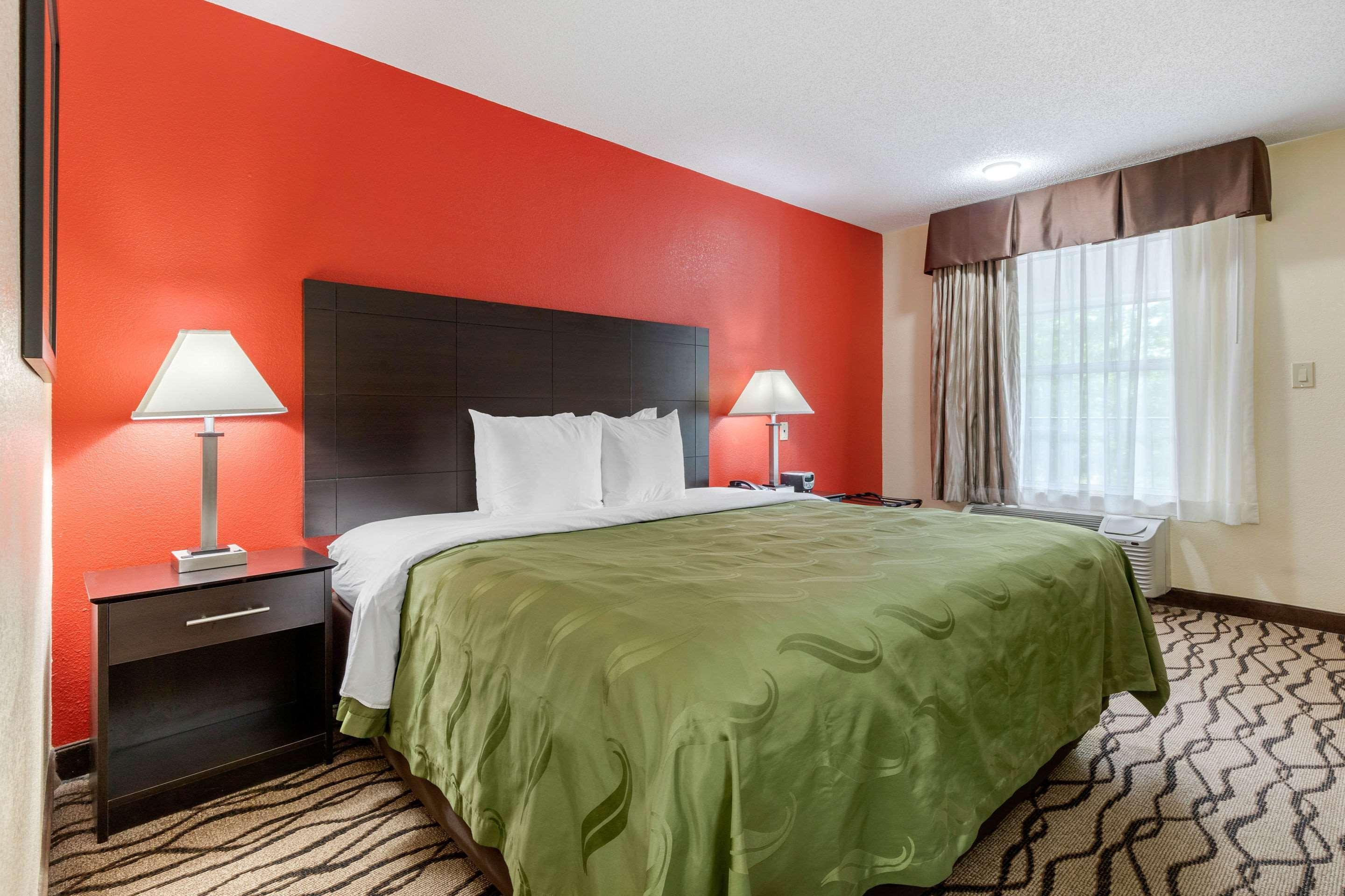 Quality Inn & Suites Lexington Exteriör bild