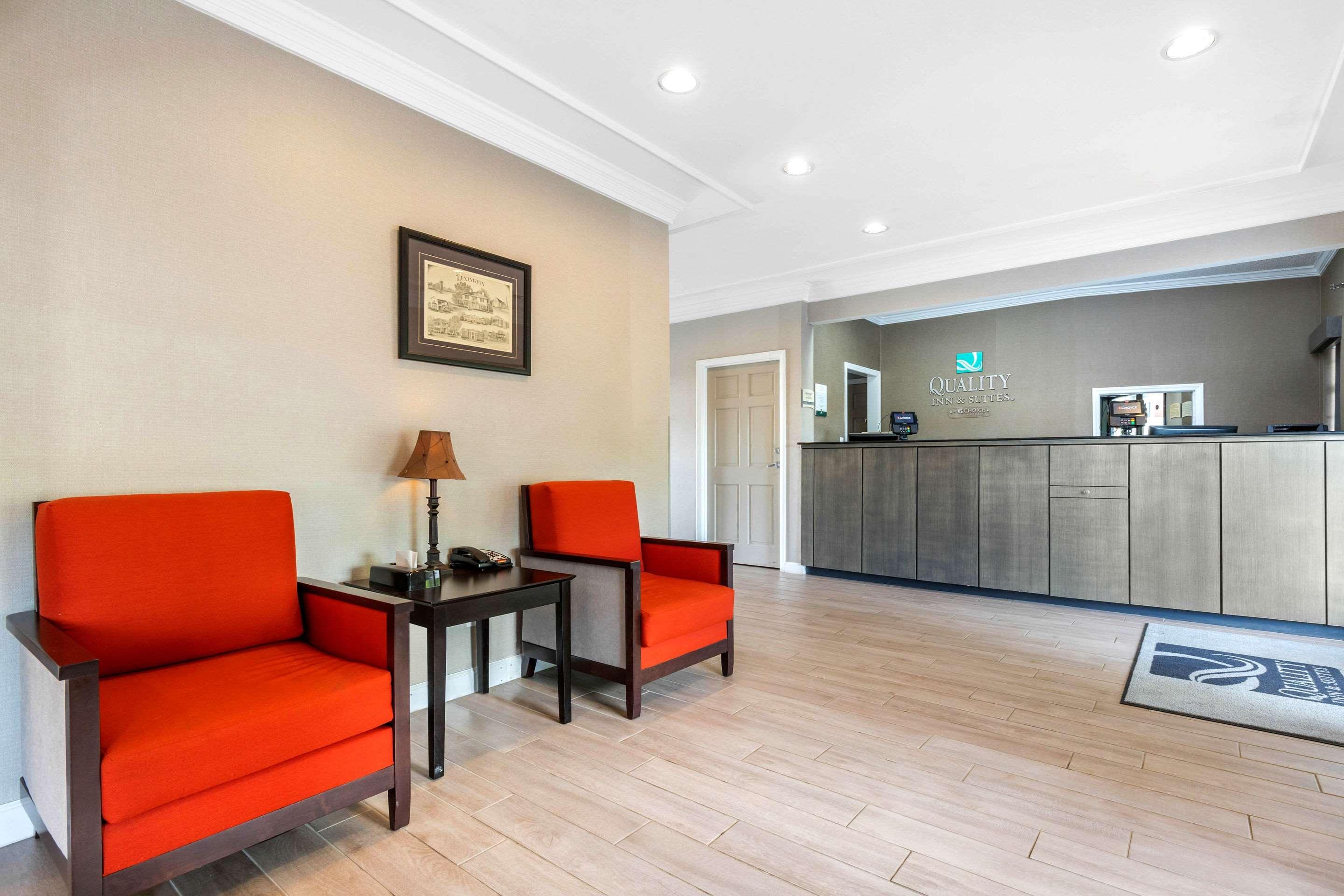 Quality Inn & Suites Lexington Exteriör bild