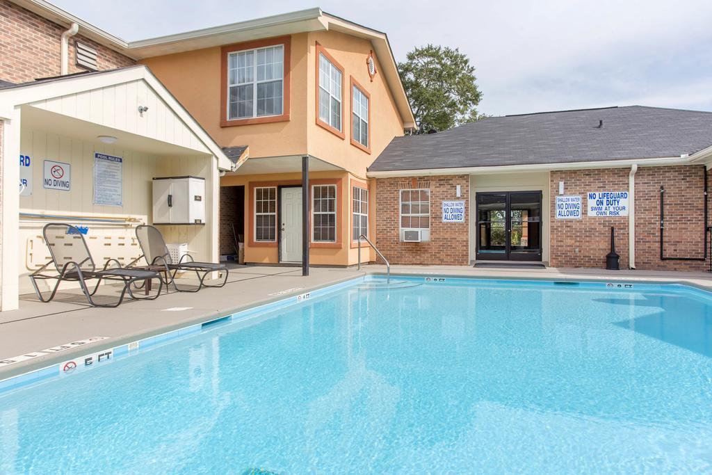 Quality Inn & Suites Lexington Exteriör bild