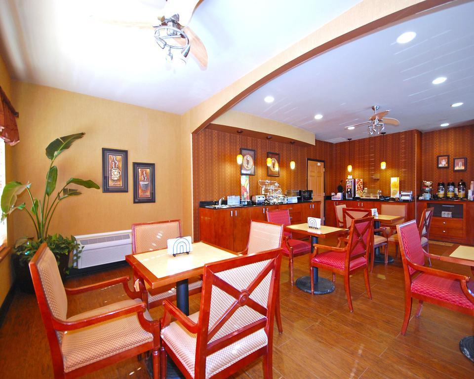 Quality Inn & Suites Lexington Exteriör bild