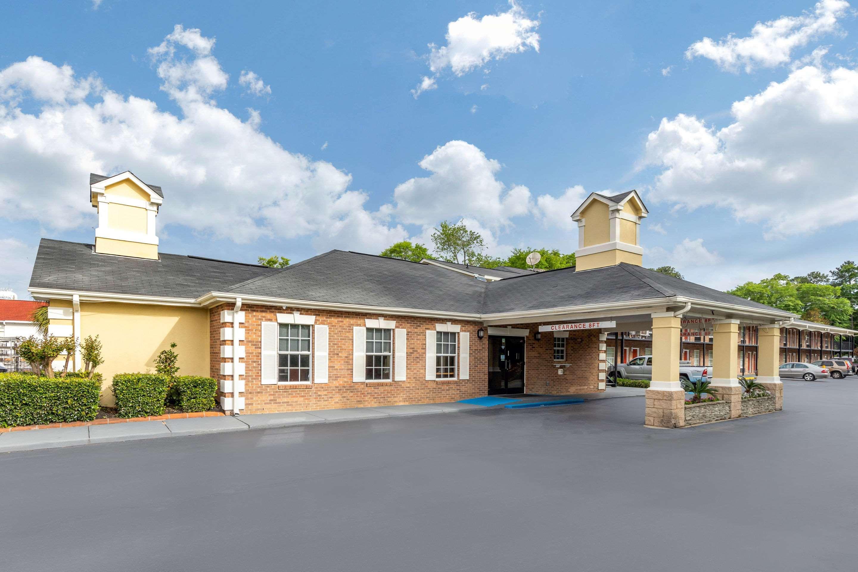 Quality Inn & Suites Lexington Exteriör bild