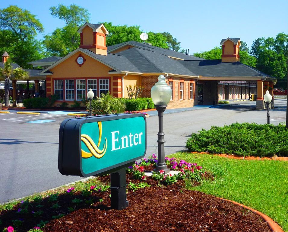 Quality Inn & Suites Lexington Exteriör bild