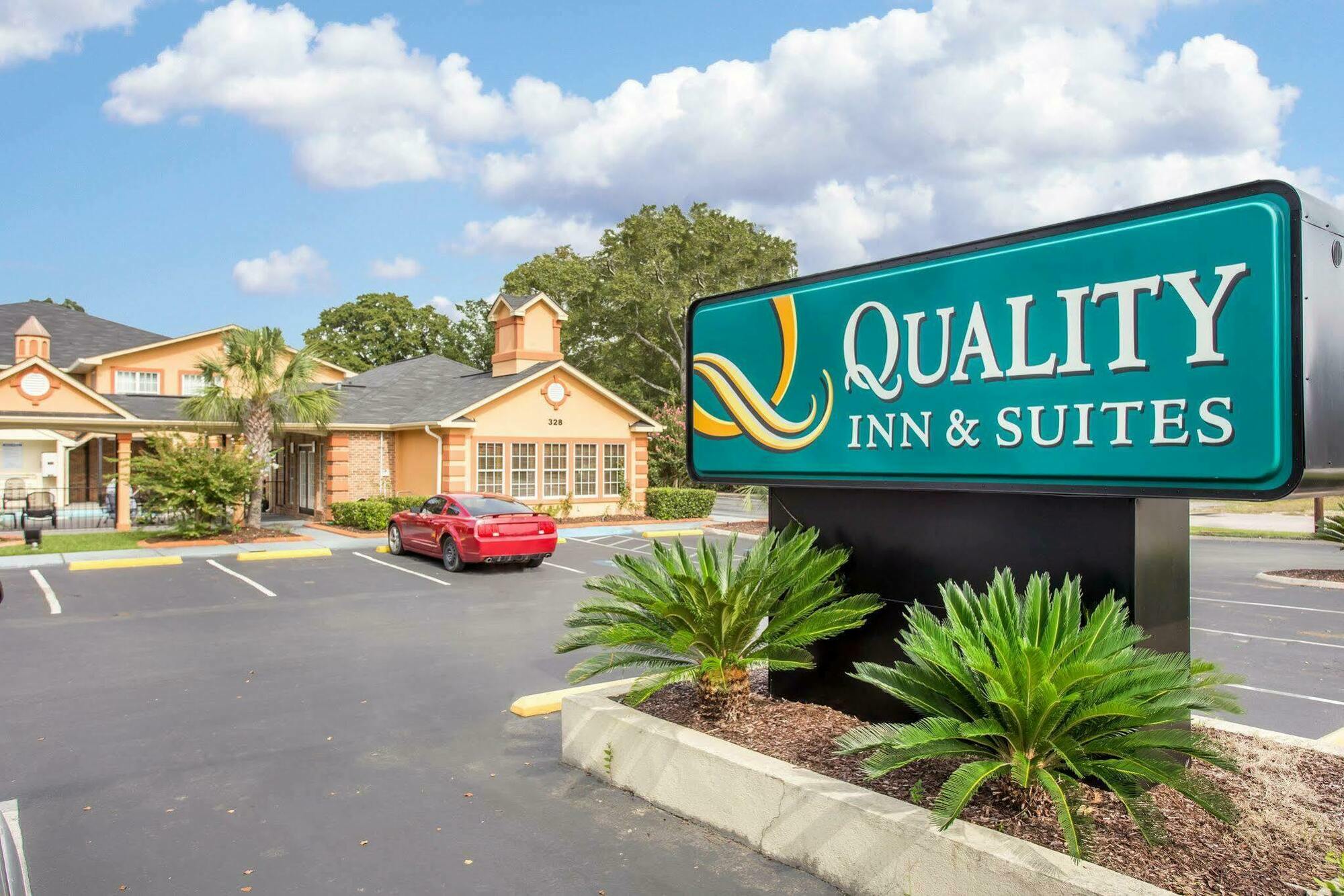 Quality Inn & Suites Lexington Exteriör bild